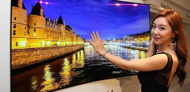 55-inch-oled-display-wallpaper_article_full