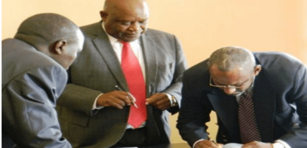 Nyamira Governor, John O. Nyagarama signs an MoU with GlobalMed