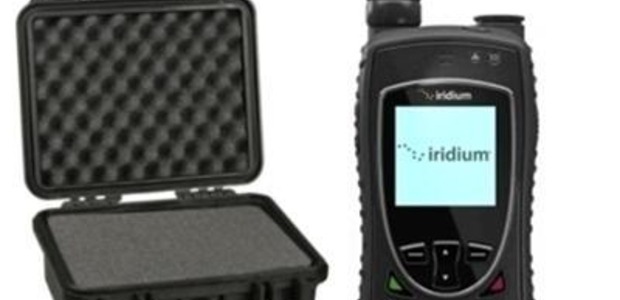Kenyan Government receives 10 Iridium satellite phones from ITU for use during emergencies