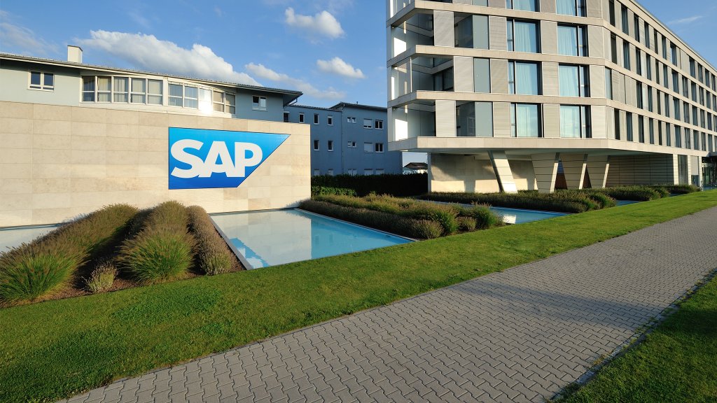 SAP admits misconduct  to the management of Gupta-related deals