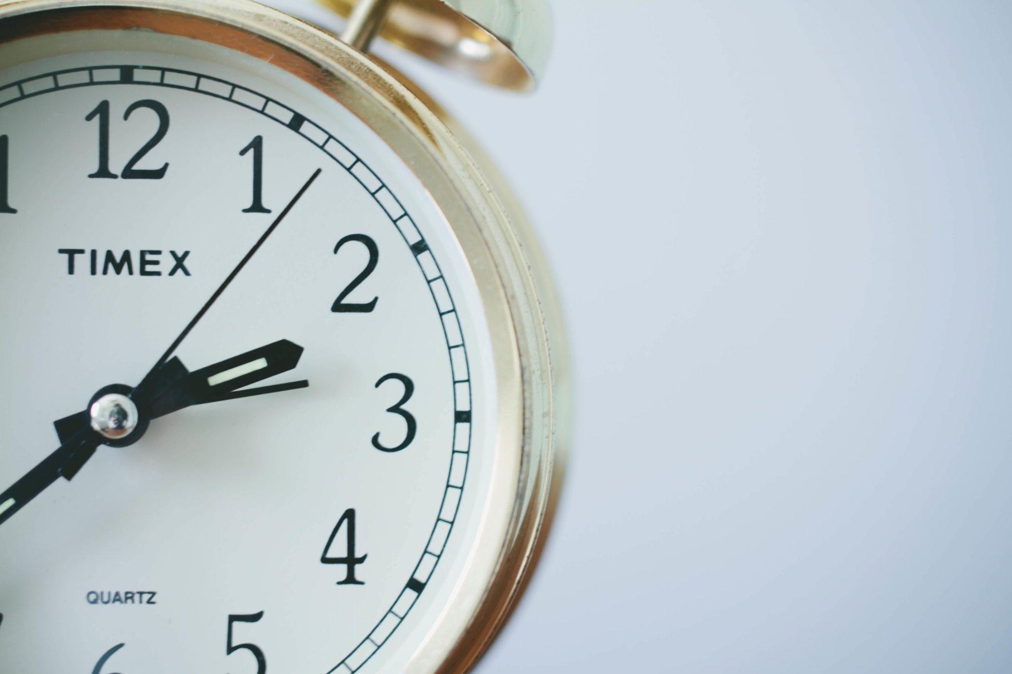 alarm_clock_by_sonja_langford_cc0_via_pexels-100729133-orig