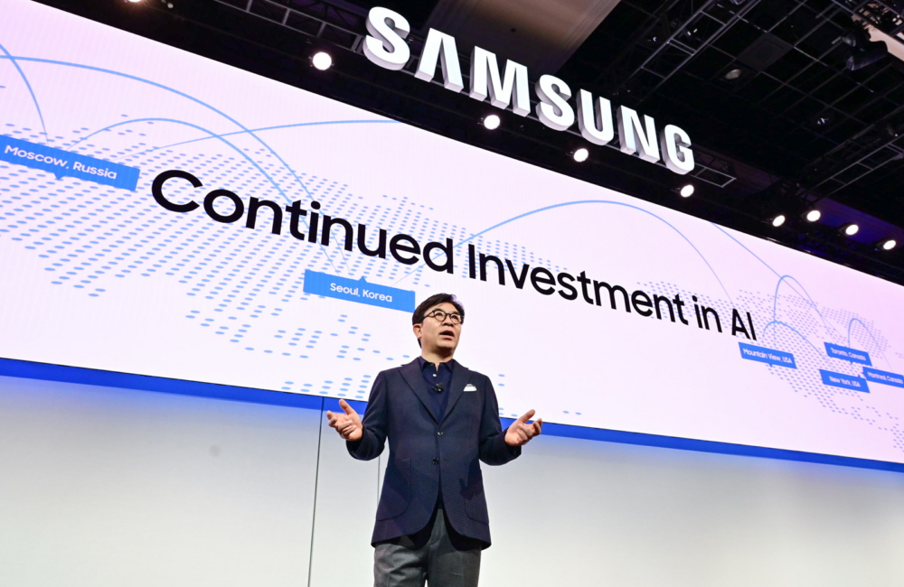 HS Kim, President and CEO of Consumer Electronics Division, Samsung
