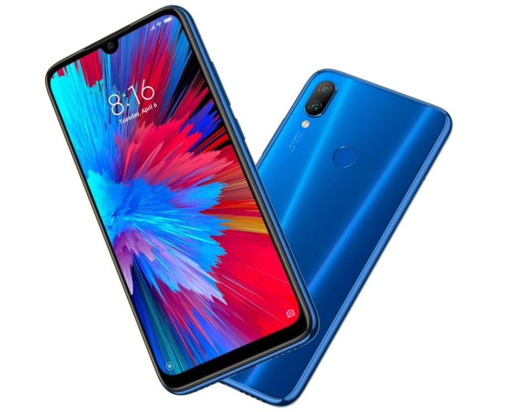 A display of the Xiaomi Redmi Note 7 phones