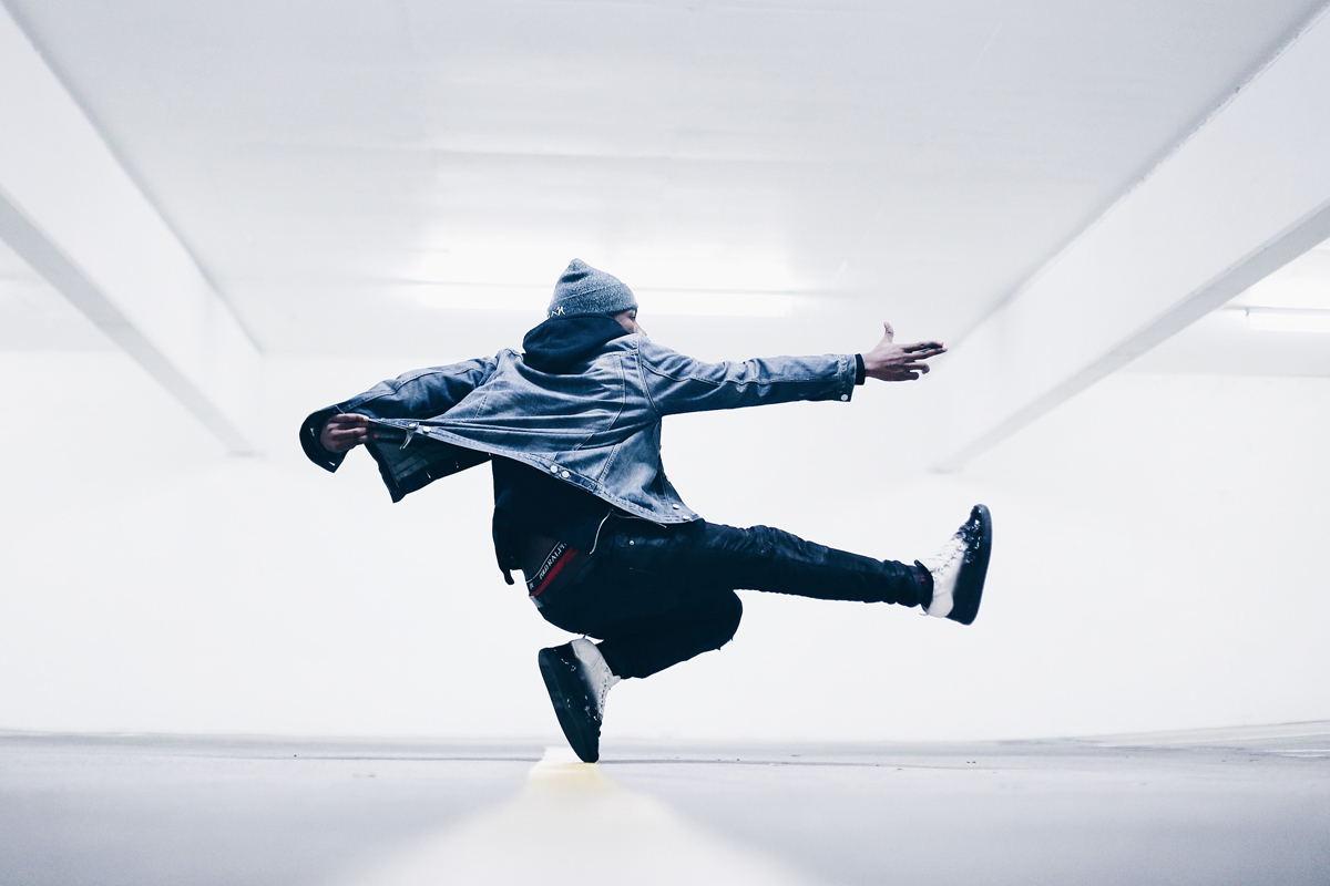 agile_change-agent_flexible_dance_balance_skills_by-drew-graham-unsplash-100764265-orig