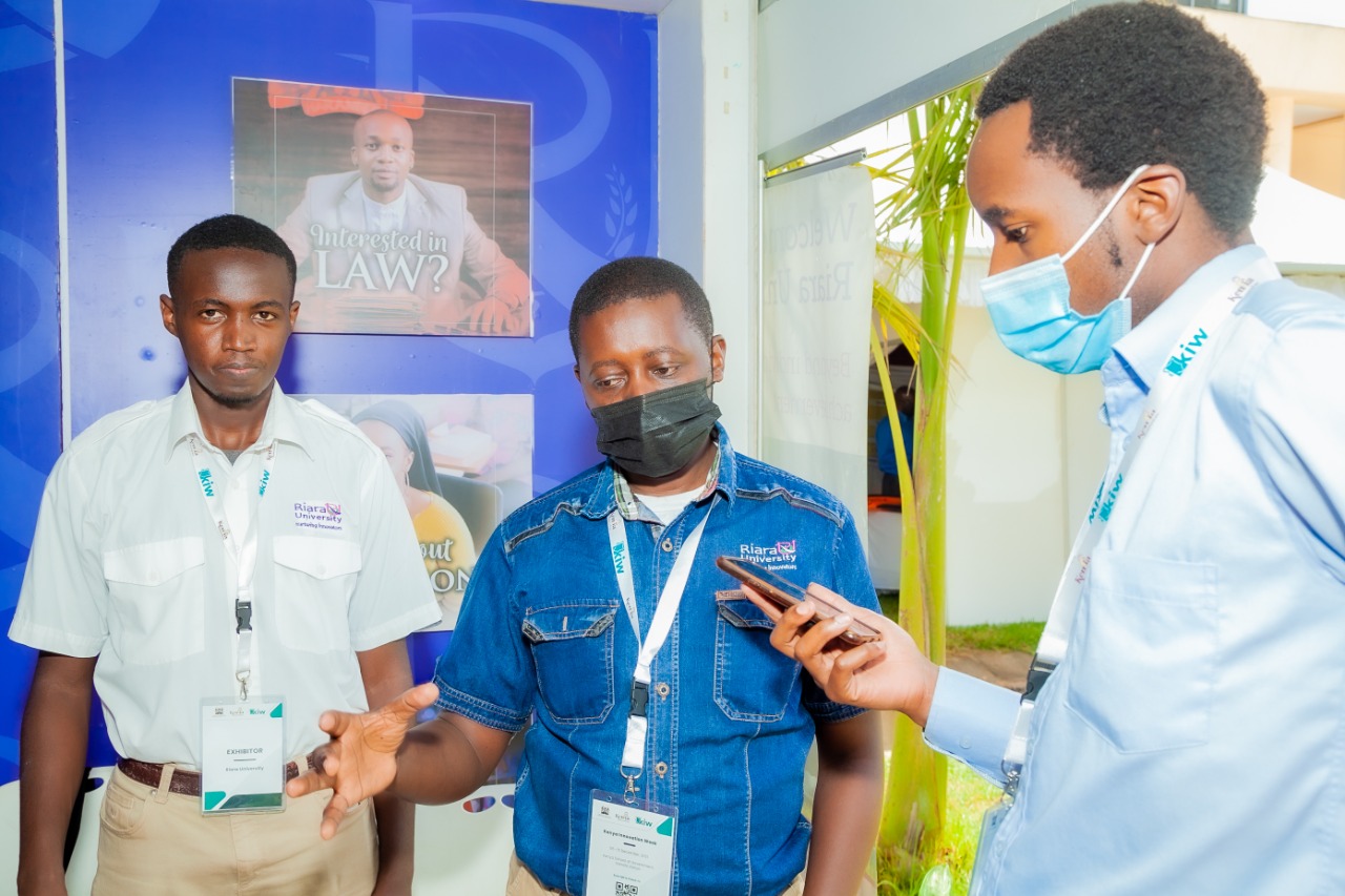 From left: Collins Mwangi and Andrew Mathenge explain their invention to a CIO reporter.