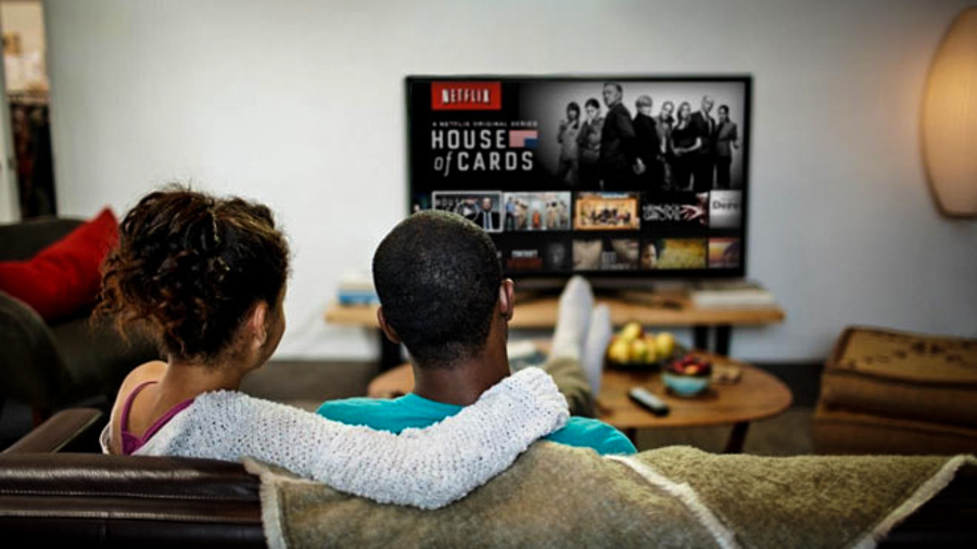 For The First Time, Netflix Thinks of Going Live