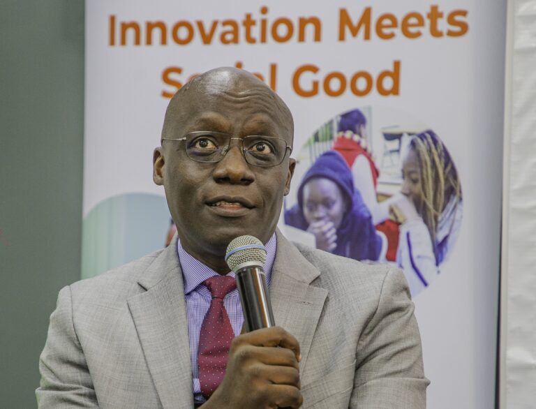 Philip Thigo the UN High Level Advisory Board Member on AI during a panel discussion at the launch of the Center for A14SDG