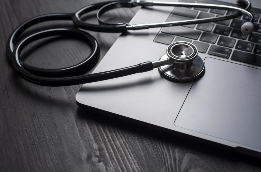 Modernizing Kenya’s Health Supply Chain: A Conversation With Lantos Pin