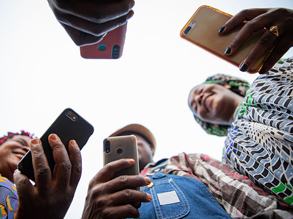 A new report from the GSMA estimates that around 80% of Malawians live within mobile broadband coverage but do not use mobile internet